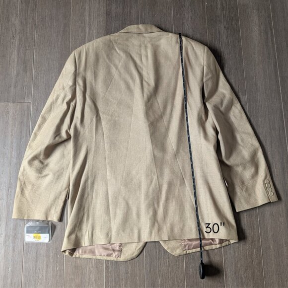 Cezani, Light Tan Silk Blazer, Sz 42L, New with tags, Retail $250 - Picture 7 of 8
